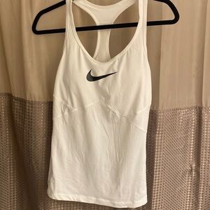 Nike ladies active sports too
